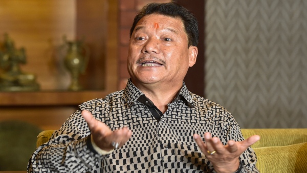 পাহাড়ে গোর্খাল্যান্ডের সুর তুলে দিলেন বিমল গুরুং