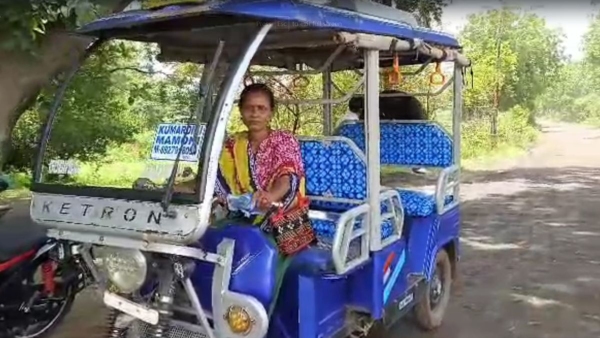 জীবন-যুদ্ধে কর্মযোগী গৃহবধূ! ধরলেন টোটোর স্টিয়ারিং জীবন-যুদ্ধে কর্মযোগী গৃহবধূ! ধরলেন টোটোর স্টিয়ারিং
