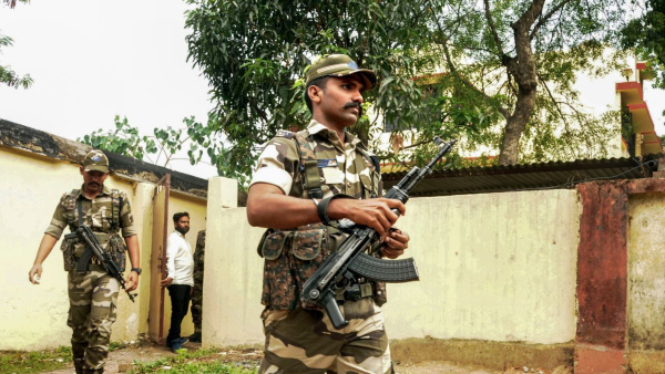 কোনও বুথেই থাকছে না কেন্দ্রীয় বাহিনী! 