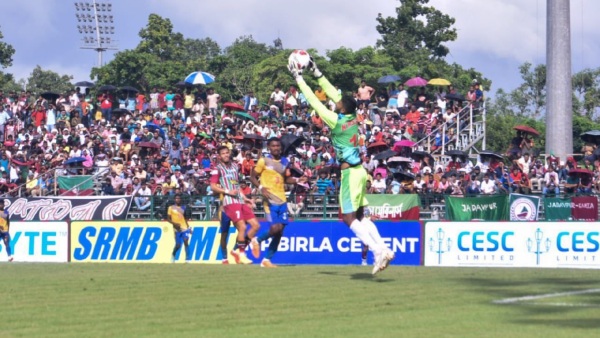 Mohun Bagan SG: কলকাতা প্রিমিয়ার লিগে হোঁচট খেল মোহনবাগান সুপার জায়ান্ট Mohun Bagan SG: কলকাতা প্রিমিয়ার লিগে হোঁচট খেল মোহনবাগান সুপার জায়ান্ট