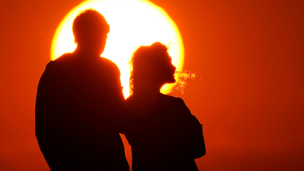 Death Valley Record Heat: প্রখর তাপে পুড়ছে ক্যালিফোর্নিয়া Death Valley Record Heat: প্রখর তাপে পুড়ছে ক্যালিফোর্নিয়া