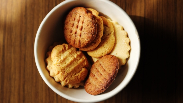 digestive biscuits