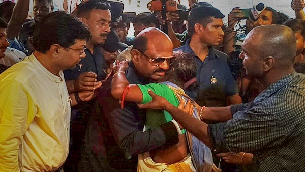 এবার ভোটে ভ্রাম্যমান রাজভবন এবার ভোটে ভ্রাম্যমান রাজভবন