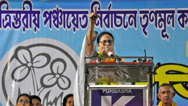 বিক্ষিপ্ত ঘটনায় দুঃখপ্রকাশ মমতার, বিক্ষিপ্ত ঘটনায় দুঃখপ্রকাশ মমতার,