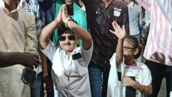 Mamata Banerjee-Arjun Singh: টিটাগড়ে মহরমের মিছিলে চমক