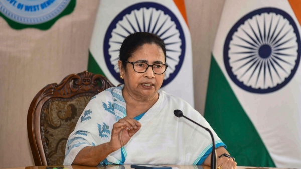 Suvendu On Mamatas Scam: ১২০ কোটি টাকার চুরি-দুর্নীতিতে যুক্ত মমতা! Suvendu On Mamatas Scam: ১২০ কোটি টাকার চুরি-দুর্নীতিতে যুক্ত মমতা!
