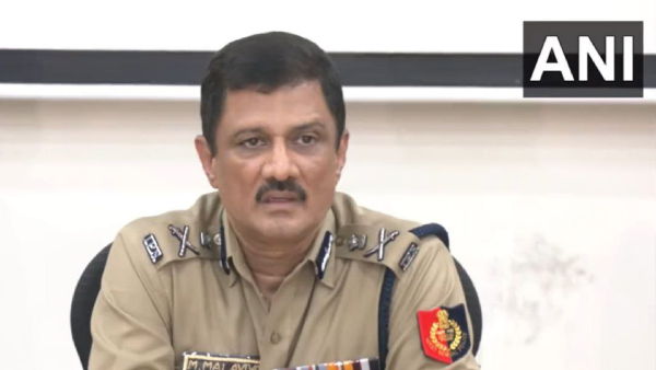 Panchayat Election 2023: পাঁচলার নির্যাতিতা ও ডিজি-র বক্তব্যে বিস্তর ফারাক Panchayat Election 2023: পাঁচলার নির্যাতিতা ও ডিজি-র বক্তব্যে বিস্তর ফারাক