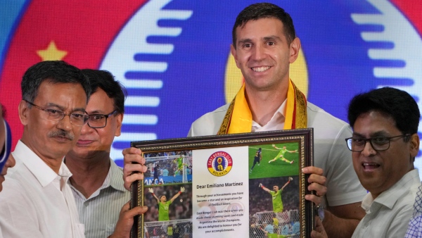 এমিলিয়ানো মার্তিনেজ