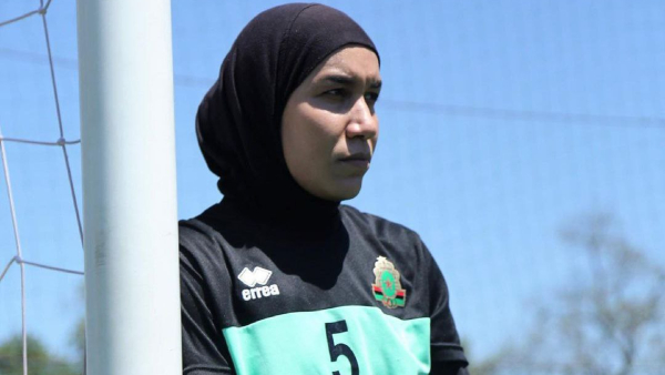 Footballer Wearing Hijab: ইতিহাসে বেঞ্জিনা! 