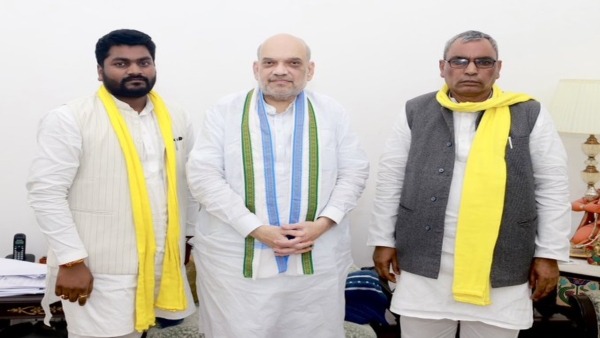 এনডিএ শিবিরে যোগদান এনডিএ শিবিরে যোগদান