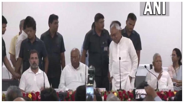 মহাজোট বৈঠক মহাজোট বৈঠক