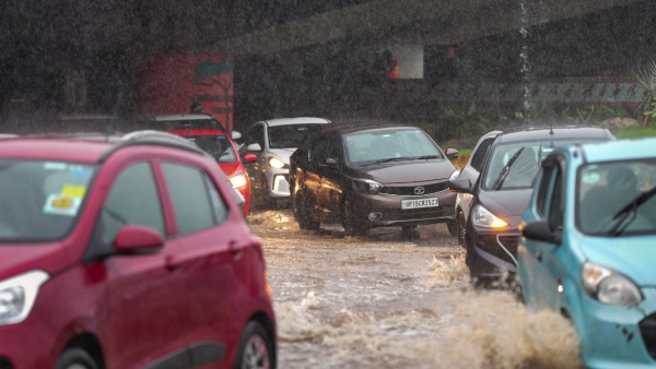 ভারী থেকে অতি ভারী বৃষ্টির পূর্বাভাস ভারী থেকে অতি ভারী বৃষ্টির পূর্বাভাস