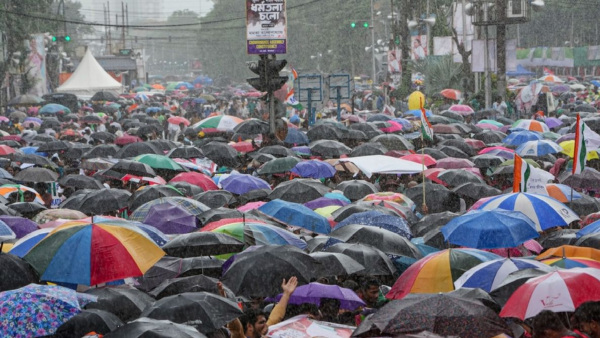 ভারী বৃষ্টির পূর্বাভাস হাওয়া অফিসের