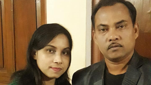 SSC Scam: সুপ্রিম কোর্টের নির্দেশে স্কুল শিক্ষিকার চাকরি হারালেন সাংবাদিকের স্ত্রী SSC Scam: সুপ্রিম কোর্টের নির্দেশে স্কুল শিক্ষিকার চাকরি হারালেন সাংবাদিকের স্ত্রী