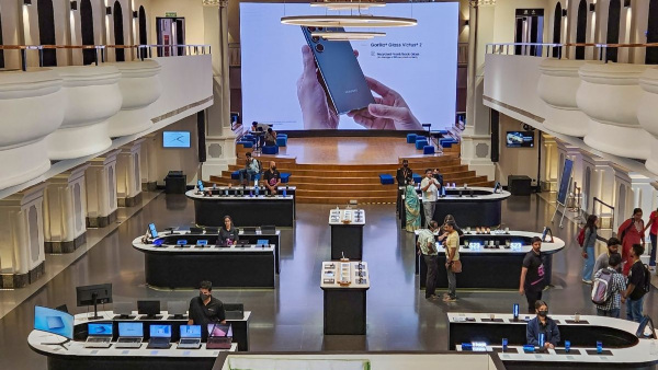 জলের নীচে নিশ্চিন্তে ব্যবহার করুন ট্যাব 