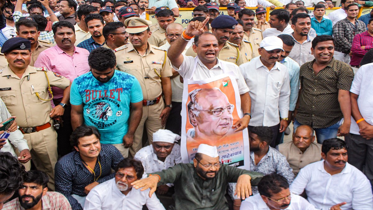 খেলা ঘুরিয়ে দেবেন শরদ? খেলা ঘুরিয়ে দেবেন শরদ?