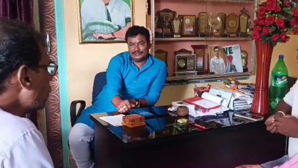 হার হতেই বিস্ফোরক অভিষেক ঘনিষ্ঠ সঞ্জয় 