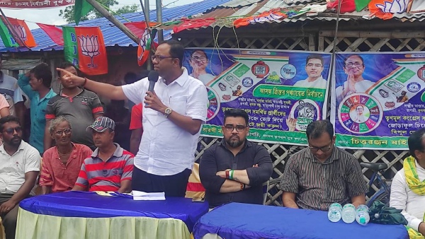 নন্দীগ্রামে বিজেপিতে ভাঙন ধরাল তৃণমূল নন্দীগ্রামে বিজেপিতে ভাঙন ধরাল তৃণমূল