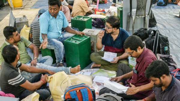 পঞ্চায়েত ভোটে বিশেষ ট্রেন