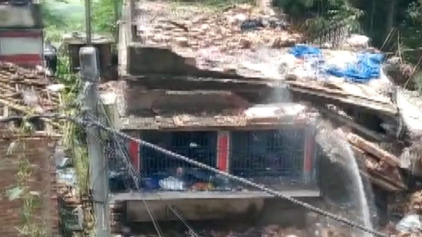 দত্তপুকুরের ঘটনা অ্যালার্মিং! দত্তপুকুরের ঘটনা অ্যালার্মিং!