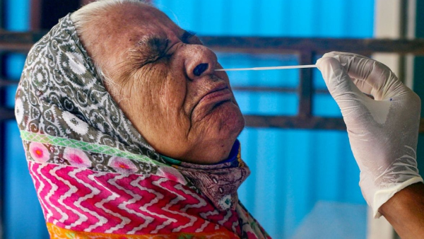 করোনার নয়া ভ্যারিয়েন্টে আক্রান্ত এক