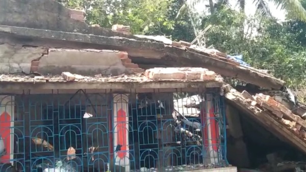  দত্তপুকুরে ভয়াবহ বিস্ফোরণে মুর্শিদাবাদ যোগ! প্রায় অর্ধেক শিশু শ্রমিক 