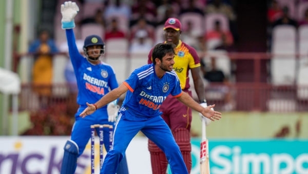 India vs WI 2nd T20I: হার্দিকের নজিরের ম্যাচে ফের হারল ভারত India vs WI 2nd T20I: হার্দিকের নজিরের ম্যাচে ফের হারল ভারত