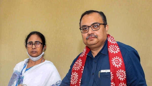 Mamata Banerjee and kunal ghosh