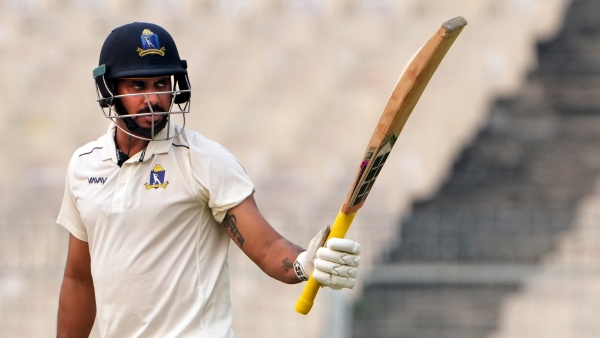 Manoj Tiwary: রঞ্জি জয়ের স্বপ্ন থাকল অধরাই, ক্রিকেটকে গুডবাই মন্ত্রী মনোজের Manoj Tiwary: রঞ্জি জয়ের স্বপ্ন থাকল অধরাই, ক্রিকেটকে গুডবাই মন্ত্রী মনোজের