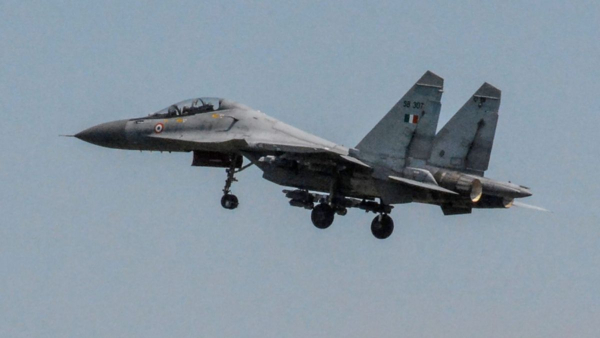  শ্রীনগরে Mig 29 মোতায়েন করল ইন্ডিয়ান এয়ারফোর্স