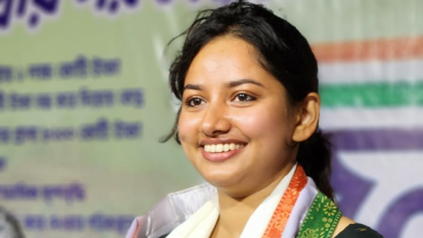 মমতা যাদবপুর বিশ্ববিদ্যালয়ে রাজন্যাকে দিলেন বড় দায়িত্ব মমতা যাদবপুর বিশ্ববিদ্যালয়ে রাজন্যাকে দিলেন বড় দায়িত্ব