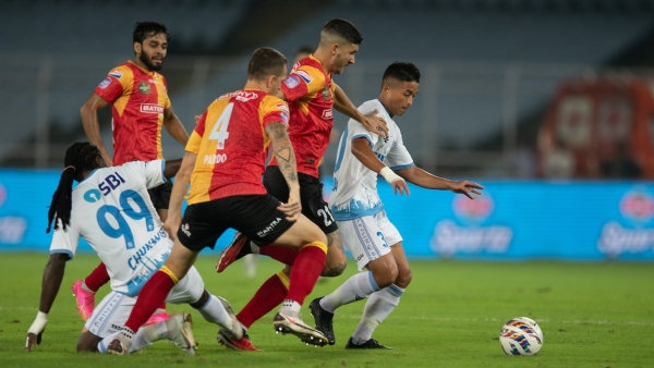 ISL 2023-24: আইএসএলে প্রথম ম্যাচে জয় অধরা ইস্টবেঙ্গলের ISL 2023-24: আইএসএলে প্রথম ম্যাচে জয় অধরা ইস্টবেঙ্গলের