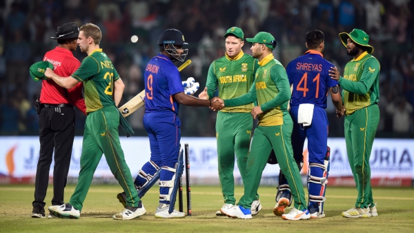 ICC CWC 2023: বিশ্বকাপ খেলেই ওডিআই থেকে অবসর ডি ককের