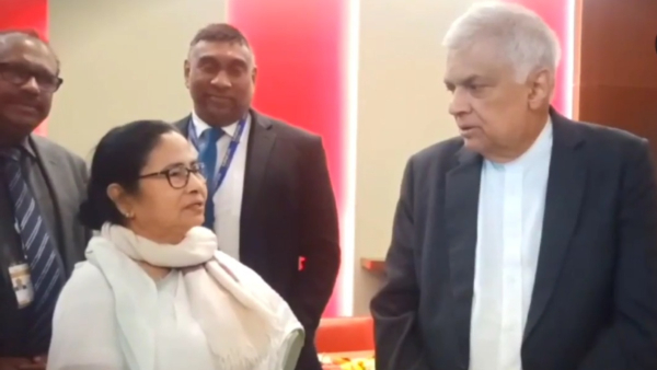 Mamata Banerjee meets Srilankan President Mamata Banerjee meets Srilankan President