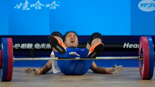 Asian Games: মীরাবাই চানু এশিয়ান গেমসে পেলেন গুরুতর চোট