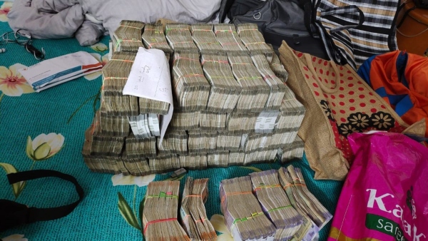 ED raid at Kolkata ED raid at Kolkata
