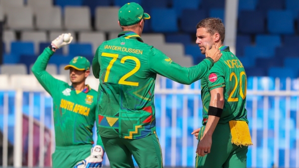 ICC World Cup 2023: বিশ্বকাপের আগে জোর ধাক্কা খেল দক্ষিণ আফ্রিকা ICC World Cup 2023: বিশ্বকাপের আগে জোর ধাক্কা খেল দক্ষিণ আফ্রিকা