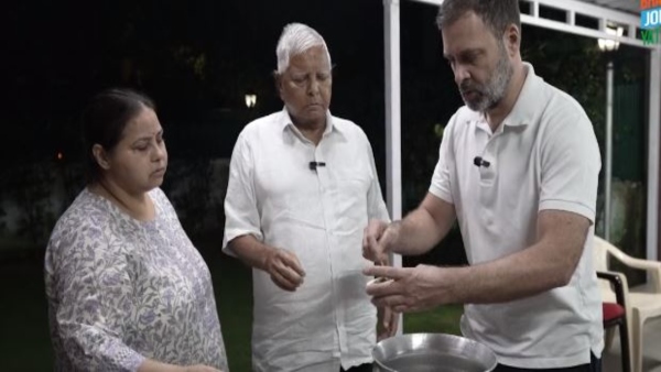 লালুপ্রসাদ শেফ, রাহুল শিখছেন ‘চম্পারণ মটন’ রান্না