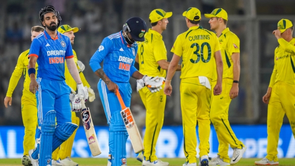 India vs Australia: ইন্দোরে অস্ট্রেলিয়ার বিরুদ্ধে সিরিজ জয় লক্ষ্য় ভারতের India vs Australia: ইন্দোরে অস্ট্রেলিয়ার বিরুদ্ধে সিরিজ জয় লক্ষ্য় ভারতের
