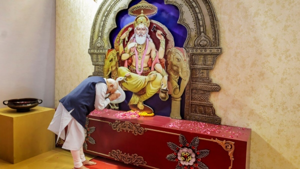Naredra Modi