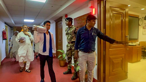  Abhishek Banerjee 