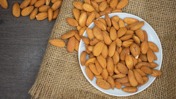 Health Benefits Of Almond Peel