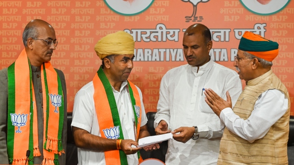 রাজস্থানে দ্বিতীয় প্রার্থী তালিকায় ঠাঁই পেলেন তারকারা