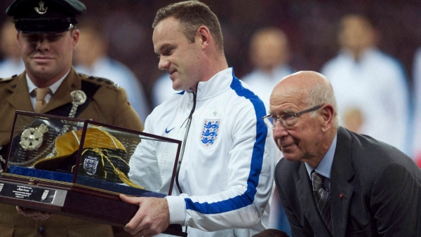 Bobby Charlton: বিশ্ব ফুটবলে নক্ষত্রপতন Bobby Charlton: বিশ্ব ফুটবলে নক্ষত্রপতন