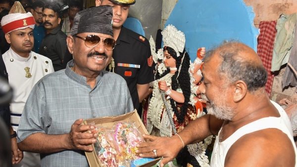 CV Ananda Bose CV Ananda Bose