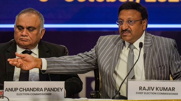 মিজোরাম ও ছত্তিশগড়ে মহিলা ভোটার বেশি, ১৬ কোটির বেশি ভোটার পাঁচ রাজ্যে মিজোরাম ও ছত্তিশগড়ে মহিলা ভোটার বেশি, ১৬ কোটির বেশি ভোটার পাঁচ রাজ্যে