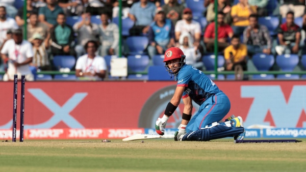 ICC World Cup 2023: রাগে-হতাশায় ব্যাট আছড়ালেন গুরবাজ