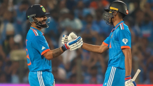 ICC World Cup 2023: বিশ্বকাপেই ম্যাচ মেকিং! শুভমান-সারার প্রেম জমে ক্ষীর?