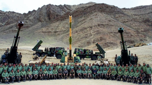 লাদাখে ভারতীয় সেনাবাহিনী