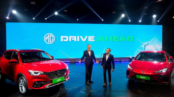 SUV Cars in India: MG Hector plus